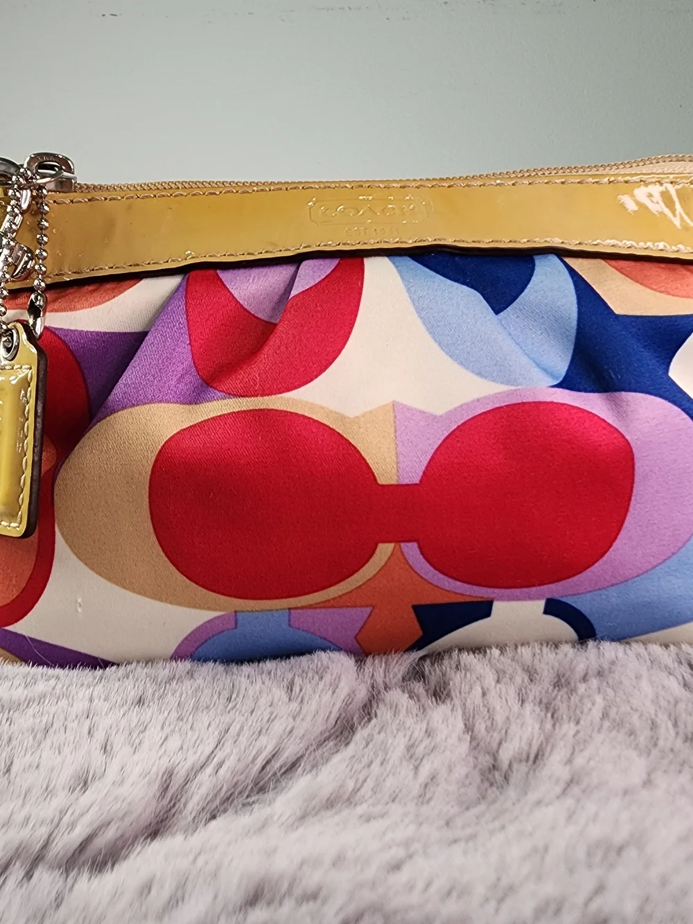 Coach Multicolor Signature Soho Pleated Sateen Wristlet Yellow Patent Trim Y2K